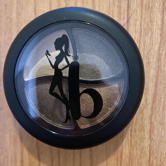 NIB Be A Bombshell Cairo Eye Shadow palette NIB - Picture 7 of 8